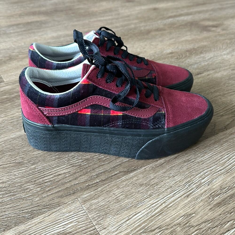 Vans Old Skool Stackform Platform Sneakers Velvet Plaid Women’s 6.5